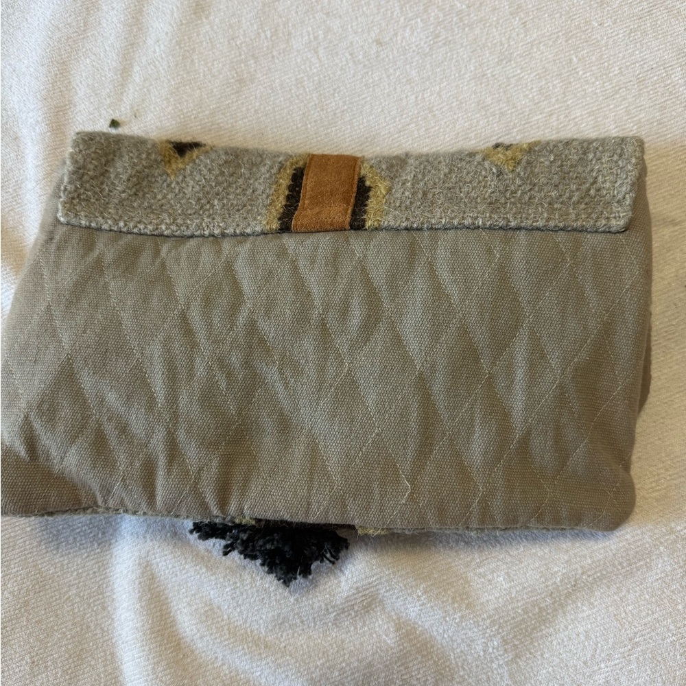 Handbag - Picture 2 of 4